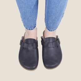 Grounding & Earthing Barefoot, Zero-Drop Crazy Leather Clogs for Women - Asphalt Black 15